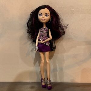 Ever After High - Raven Queen